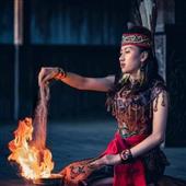 Nhậ