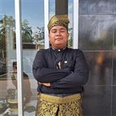 Thầ